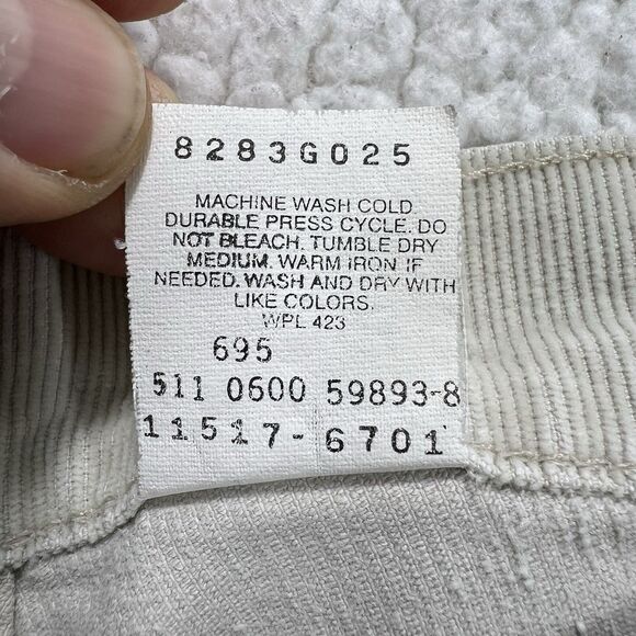 VTG Levi’s 517 Bootcut Corduroy Pants Women’s 3M (26x30) USA 90s Western Boho - Picture 8 of 13